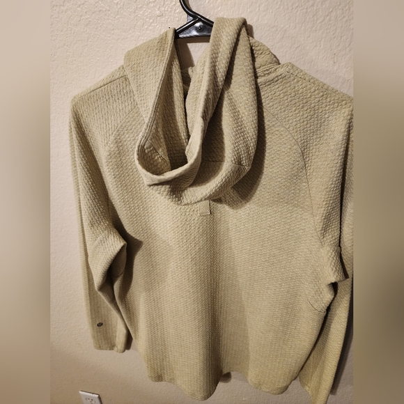 Lululemon At Ease Hoodie - Men's Small Tea Green Hooded Sweater - Picture 5 of 16
